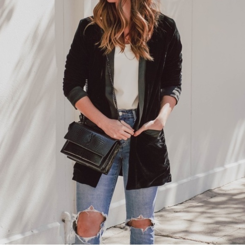 BB Dakota Black Velvet Blazer